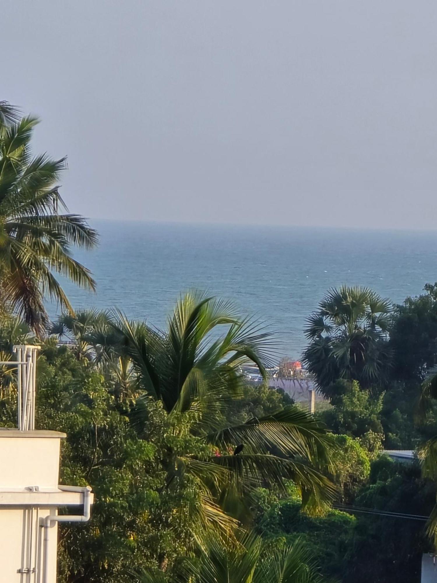 La Dreamy Residency Hotel Pondicherry Exterior photo
